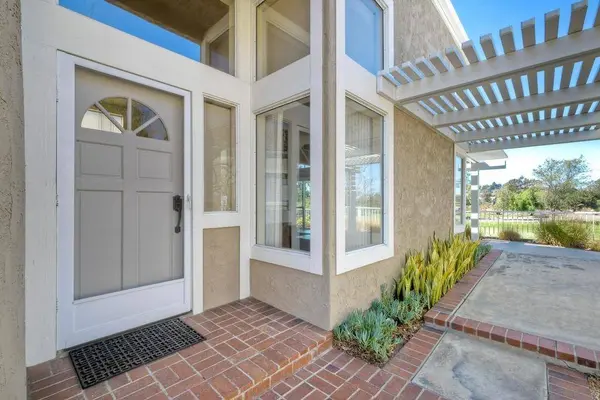 15582 Walton Heath, San Diego, CA 92128