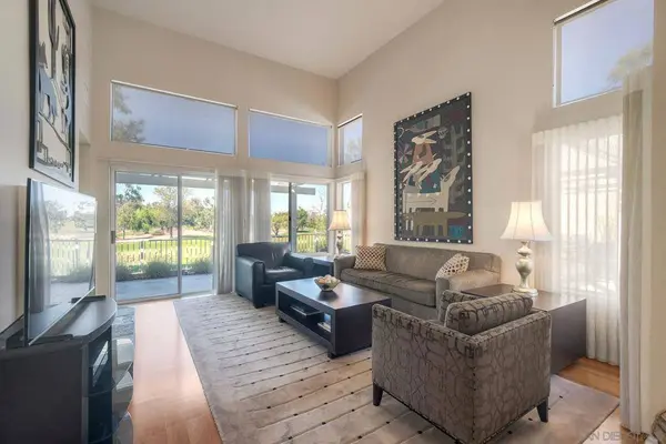15582 Walton Heath, San Diego, CA 92128