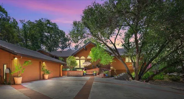 6415 Fairway CT, Auburn, CA 95602