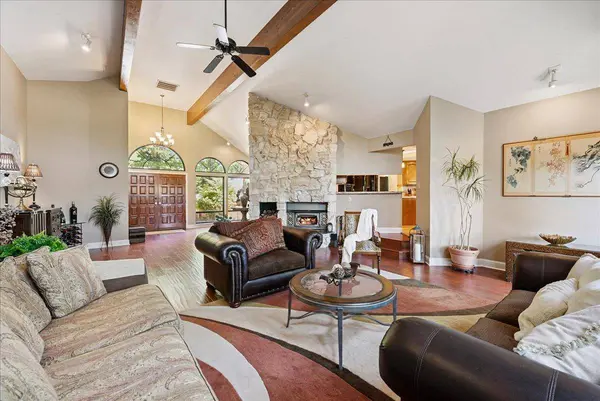 6415 Fairway CT, Auburn, CA 95602