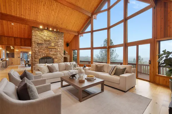 4800 Abbey Rd, Placerville, CA 95667-9512