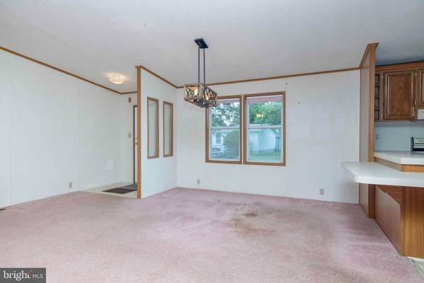 206 PERSIMMON CIR, Dover, DE 19901