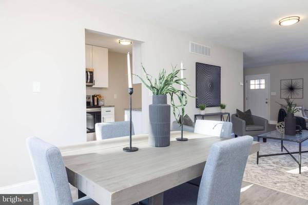 209 W EDGEWATER WAY, Newark, DE 19702