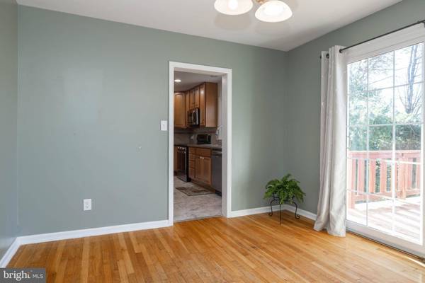 2815 FAWKES DR, Wilmington, DE 19808