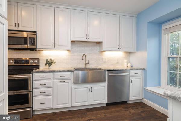 311 STONEHAM DR, Hockessin, DE 19707