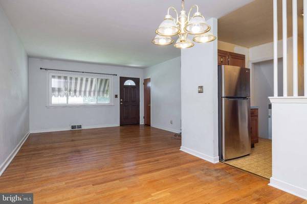 2615 E ROBINO DR, Wilmington, DE 19808