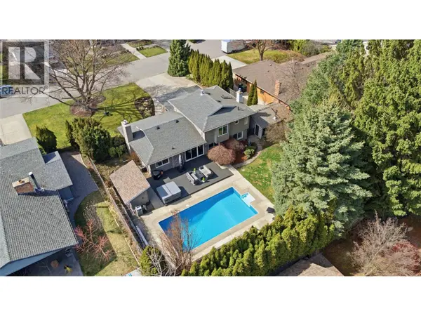 4337 Dunvegan Court, Kelowna, BC V1W2L6