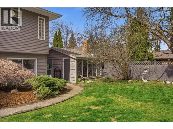 4337 Dunvegan Court, Kelowna, BC V1W2L6