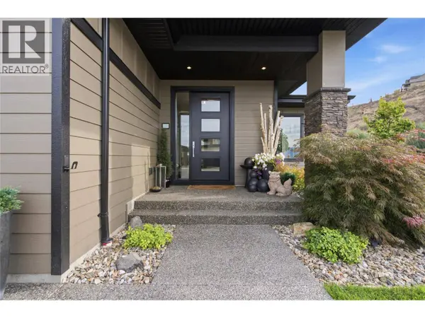 1215 Ponds Avenue, Kelowna, BC V1W5N1