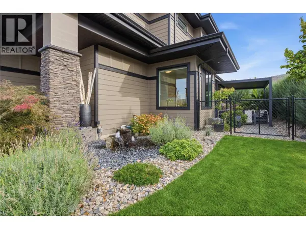 1215 Ponds Avenue, Kelowna, BC V1W5N1