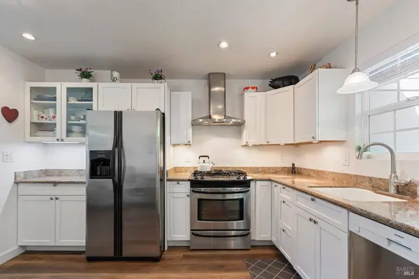 343 W Thomson AVE, Sonoma, CA 95476