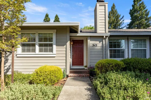 343 W Thomson AVE, Sonoma, CA 95476