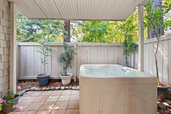 771 W Spain ST, Sonoma, CA 95476