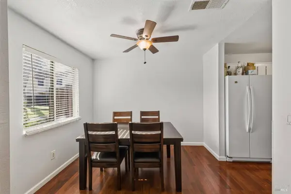 1741 Las Raposas CT, Santa Rosa, CA 95409