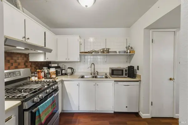 1741 Las Raposas CT, Santa Rosa, CA 95409