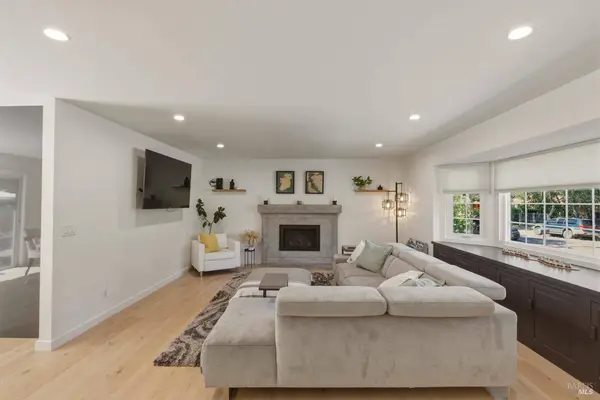 19356 Lovall Valley CT, Sonoma, CA 95476