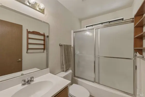 421 7th ST W, Sonoma, CA 95476