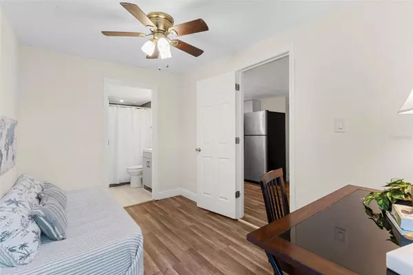 4978 71ST ST N, St Petersburg, FL 33709