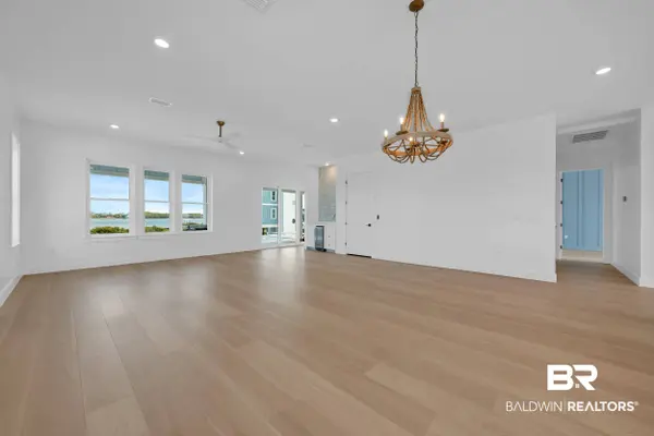 2120 W Beach Boulevard, Gulf Shores, AL 36542
