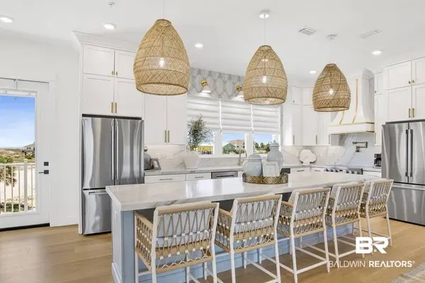 2120 W Beach Boulevard, Gulf Shores, AL 36542