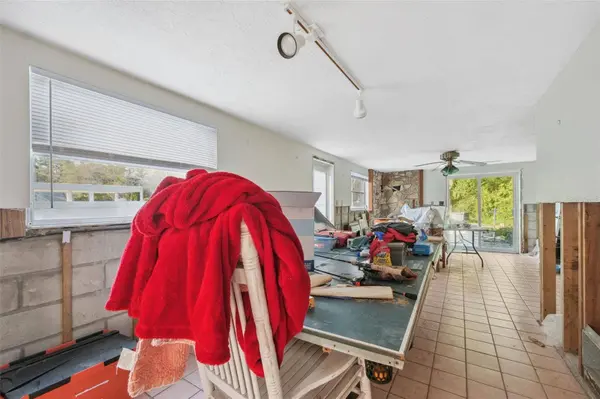 108 SHORE DR, Tarpon Springs, FL 34689