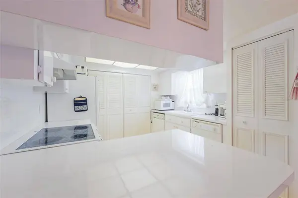 1250 S PINELLAS AVE #910, Tarpon Springs, FL 34689