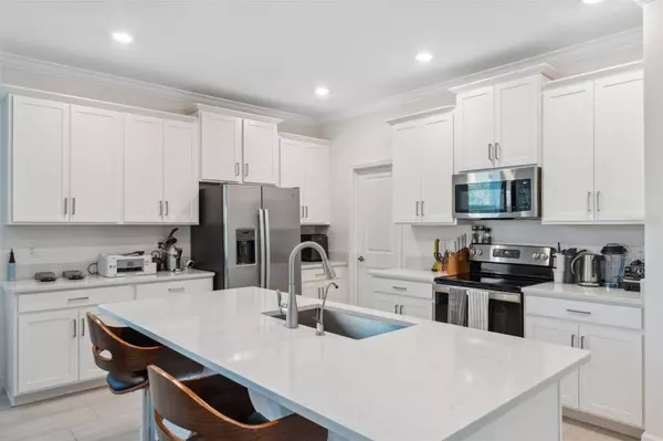 16787 SHELL BAY DR, Land O Lakes, FL 34638