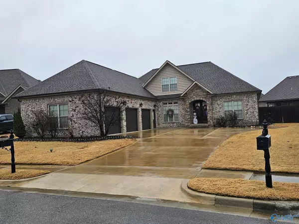 9A Shadow Creek Drive, Athens, AL 35613