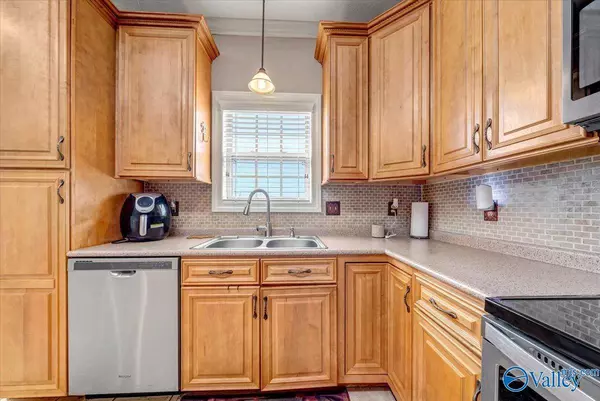 25898 Iron Gate Drive, Madison, AL 35756