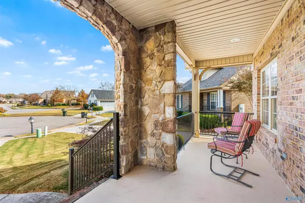 300 Wickerberry Way, Athens, AL 35611