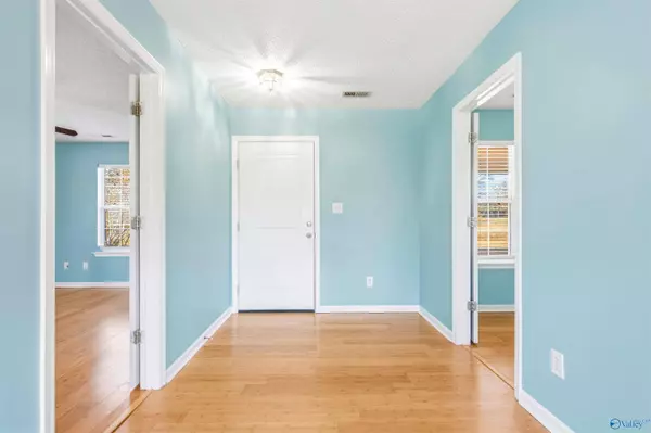 8246 Wall Triana Hwy, Harvest, AL 35749