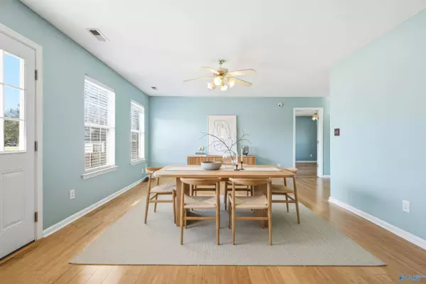 8246 Wall Triana Hwy, Harvest, AL 35749