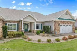 404 Chota Landing Way, Loudon, TN 37774