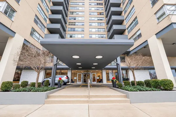 6301 N Sheridan RD #19N