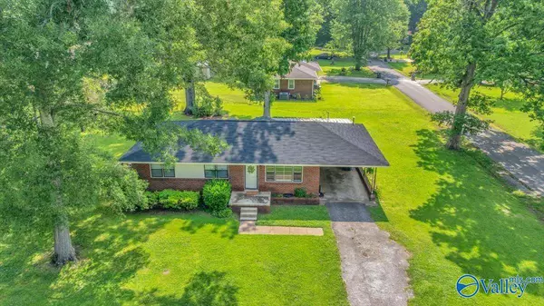 605 Hereford Drive, Athens, AL 35611