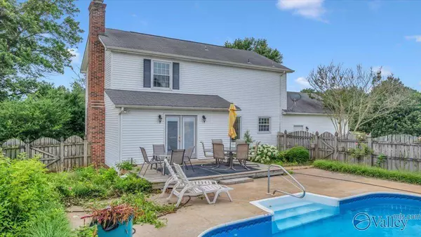 104 Whitfield Drive, Athens, AL 35613