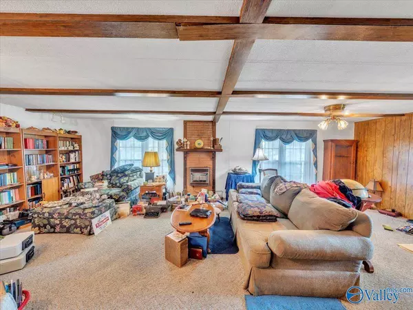 7750 County Road 170, Trinity, AL 35673