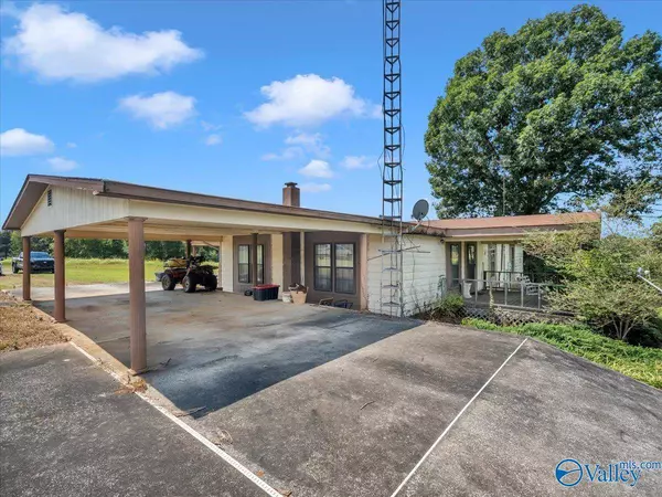 7750 County Road 170, Trinity, AL 35673