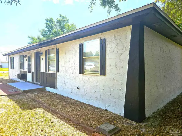 5479 Chatham Ave, Pensacola, FL 32507