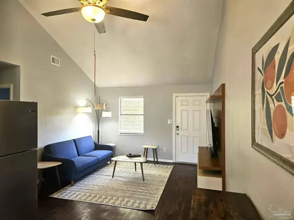 5479 Chatham Ave, Pensacola, FL 32507