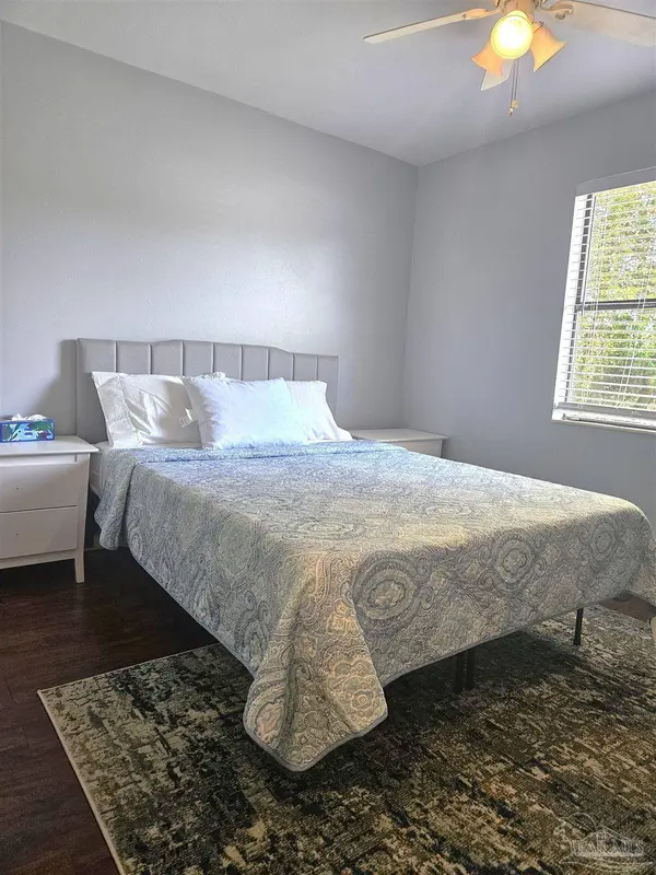 5479 Chatham Ave, Pensacola, FL 32507