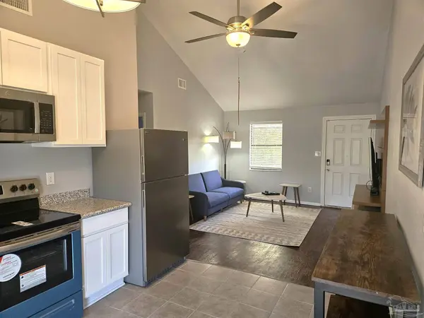 5479 Chatham Ave, Pensacola, FL 32507