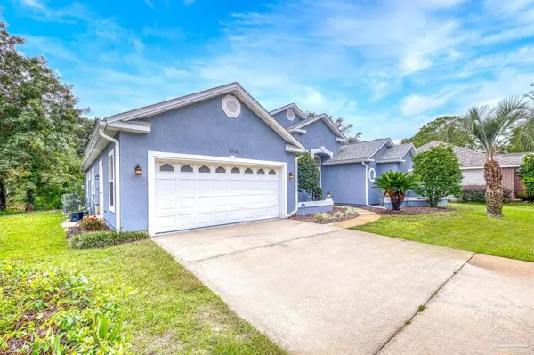 4314 Hidden Lakes Dr, Niceville, FL 32578