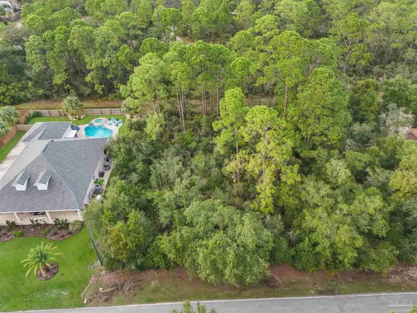 16570 Innerarity Pt Rd, Pensacola, FL 32507