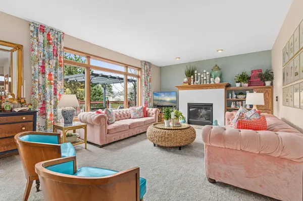 2104 Veterans Memorial BLVD NW, Andover, MN 55304