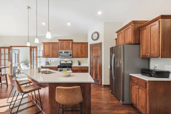 13635 Autumn WAY, Rogers, MN 55374