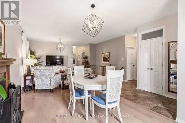 518 STONECHURCH WAY, Ottawa, ON K2J0C6