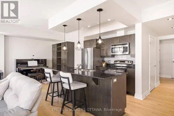 235 Kent ST #711, Ottawa, ON K2P1Z9
