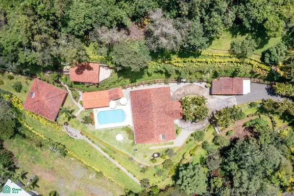 Exceptional Private Retreat in Atenas, Atenas, 20501