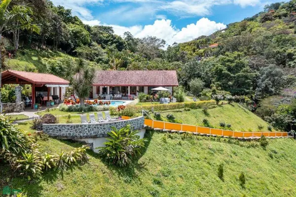 Exceptional Private Retreat in Atenas, Atenas, 20501